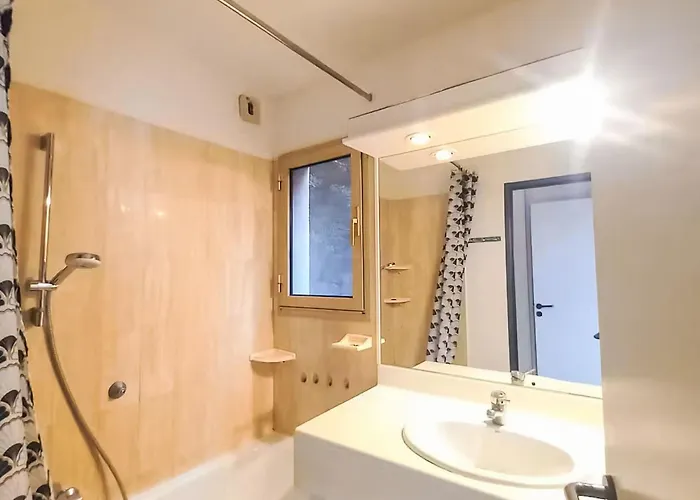 Les Mandariniers-2 By Interhome *